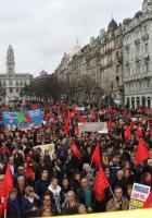 Succès populaire des manifestations contre l'austérité au Portugal !
